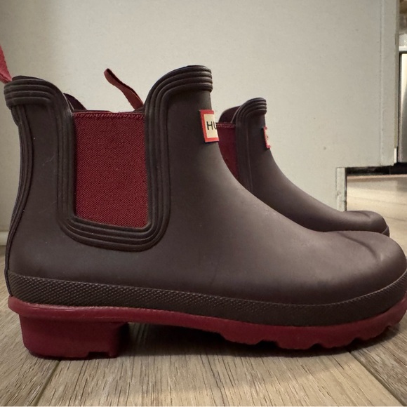 HUNTER short Chelsea boots. Size 6 - Picture 2 of 4